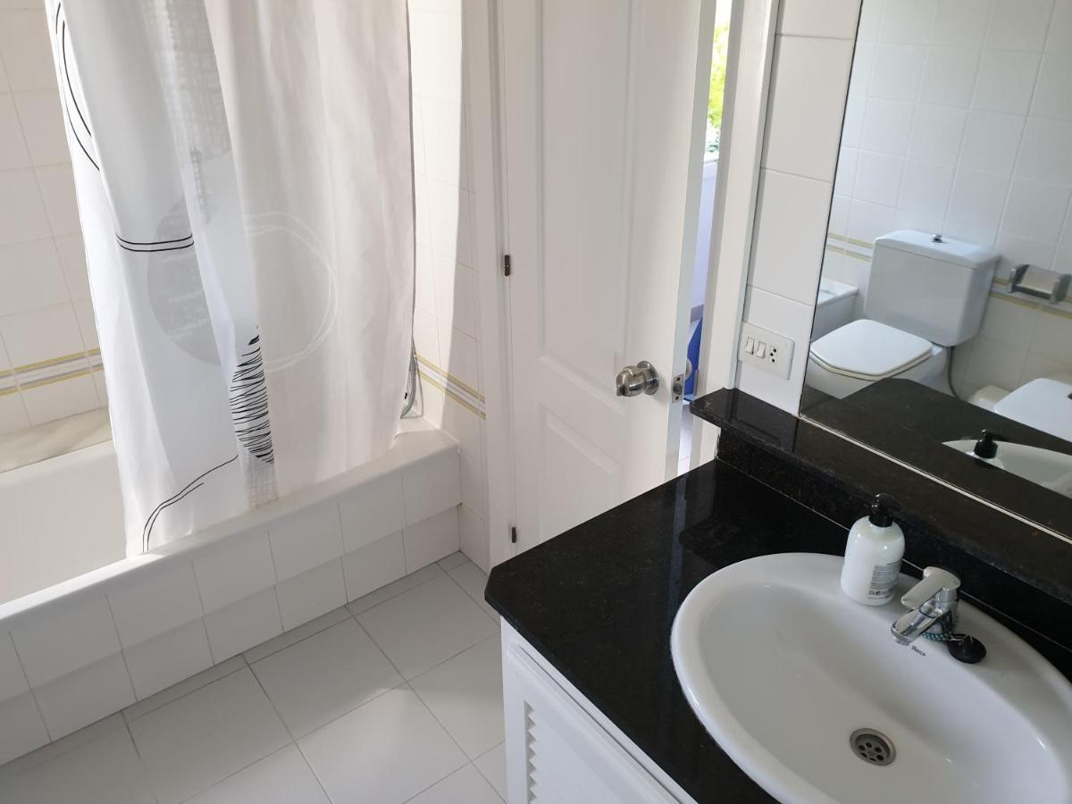 Villa Piscis Cala Blanca  Luaran gambar